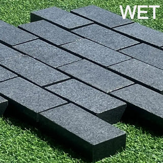 Sawn Granite Setts Mid Grey Flamed 200x100x50mm £59.11/m2