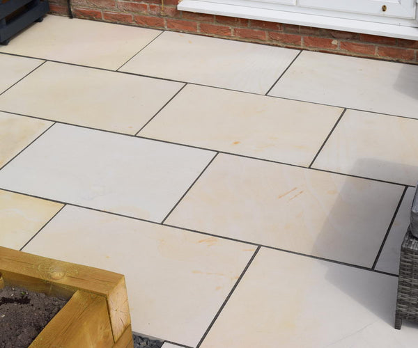 Smooth Mint Fossil Sandstone Paving 900x600 Stone Paving Direct