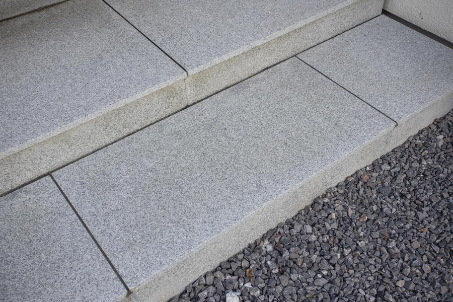 Silver Grey Granite Paving Slabs Light Grey 900 x 600 £23.69/m2