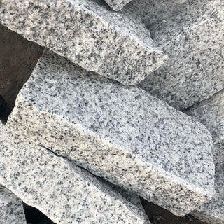 Granite Setts Cobbles, Silver Grey Cropped 200 x 100 x 50mm £49.99/m2