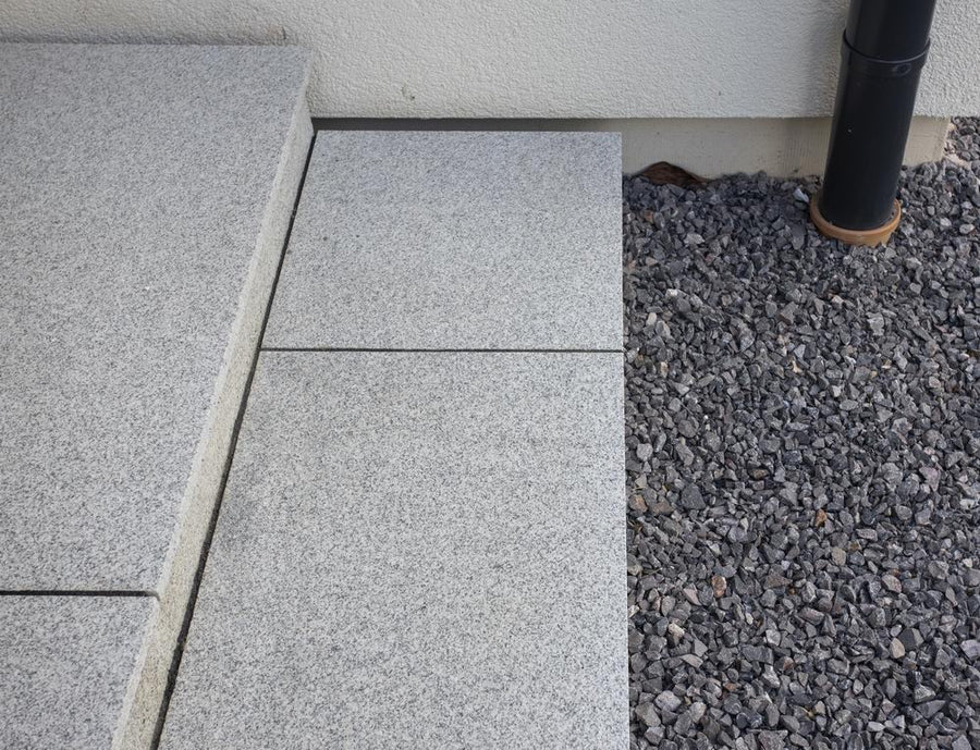 Silver Grey Granite Paving, Glacier Ice 900 x 600 x 25mm £29.69/m2