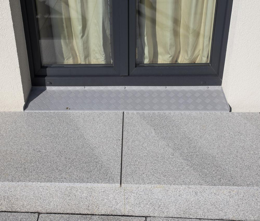 Silver Grey Granite Paving, Glacier Ice 900 x 600 x 25mm £29.69/m2