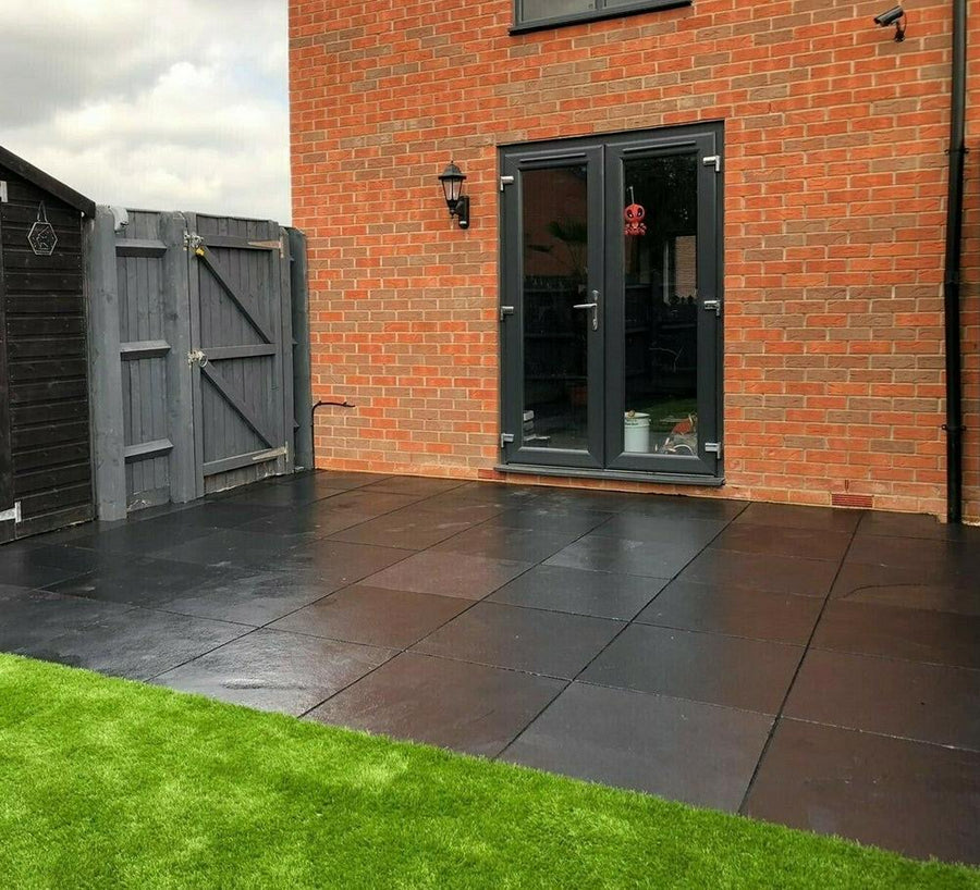 Midnight Limestone Rocks Midnight Limestone Paving Slabs 600 x 600 | Stone Paving Direct