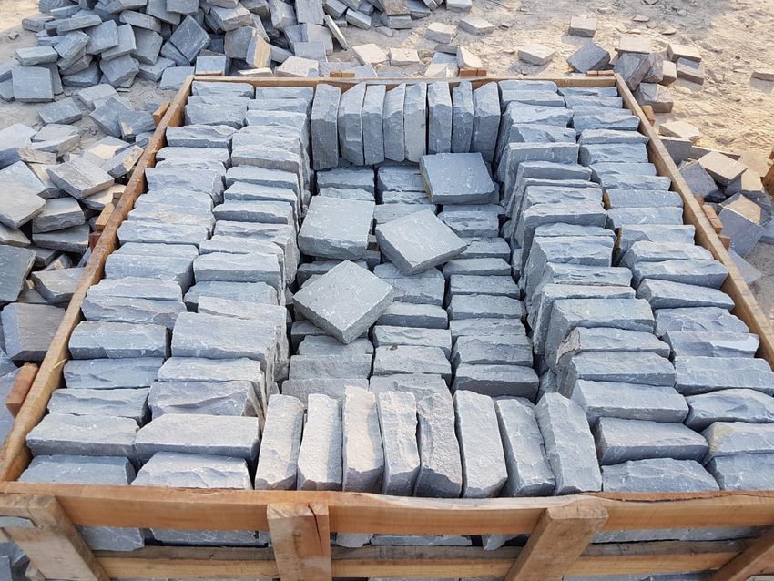 Kandla Grey Sandstone Setts & Cobbles 100 x 100 x 50mm, £40.29/m2