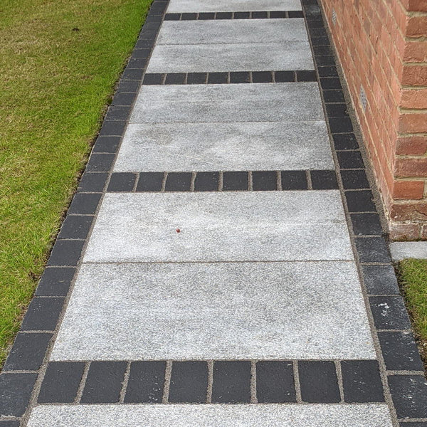 Limestone Setts Black Limestone Setts Cobbles 200x100x50 | Stone Paving Direct