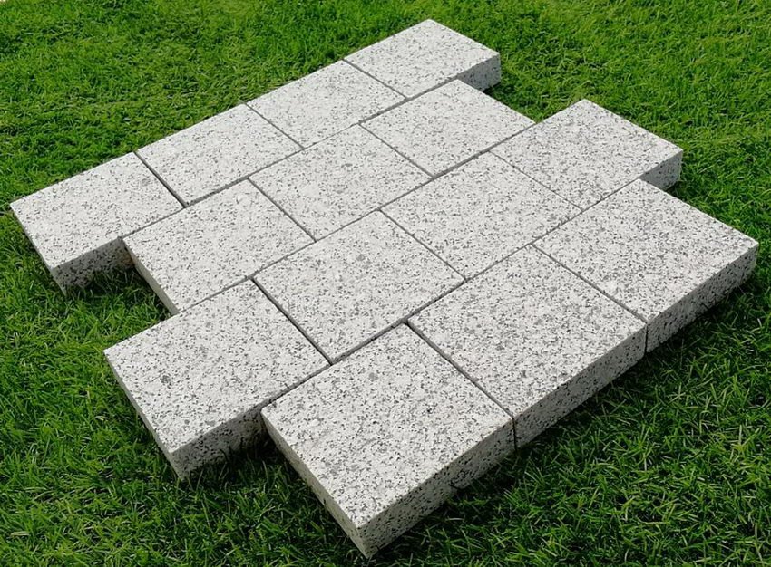 Edging Stones, Paving Edging, Silver Granite Setts 100x100x30mm £39.69/m2