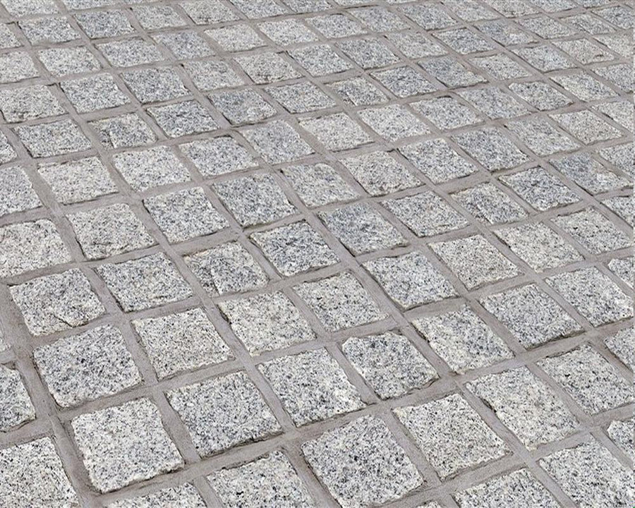 Granite Setts Cobbles, Silver Grey Cropped 100 x 100 x 50mm £35.69/m2