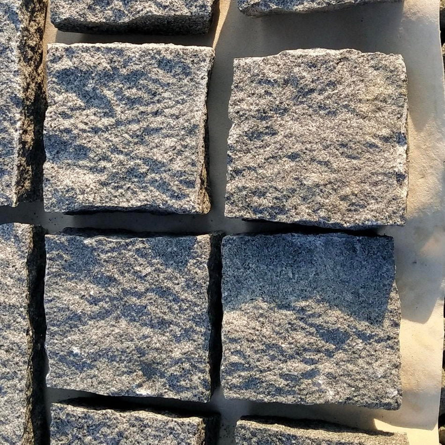 Granite Cobbles Setts Cropped, Mid Grey Blue Grey 100 x 100 x 50mm £39.99/m2