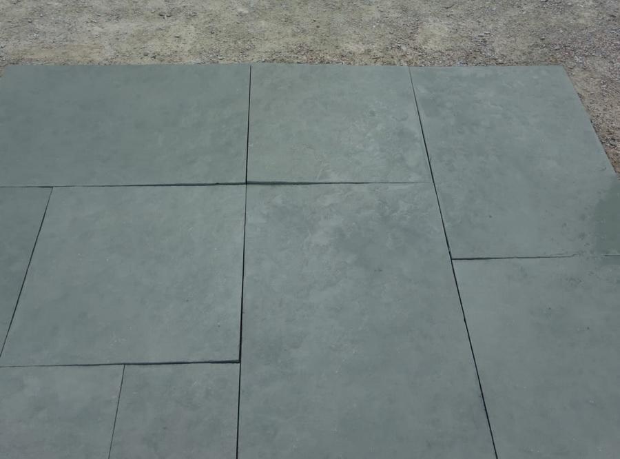 Kota Blue Limestone Paving Sawn Edge 900x600 22mm Cal. £22.19/m2