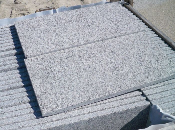 Silver Grey Granite Plank Paving Linear Light Grey 900 x 200 £25.69/m2