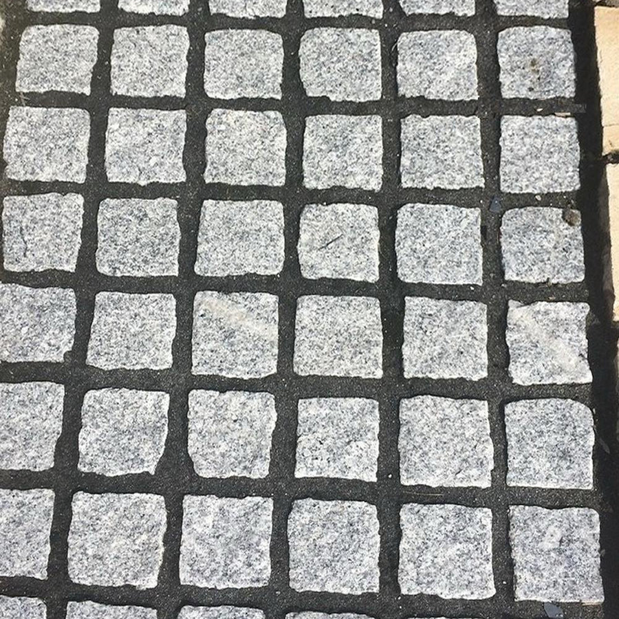 Granite Setts Cobbles, Silver Grey Cropped 100 x 100 x 50mm £35.69/m2